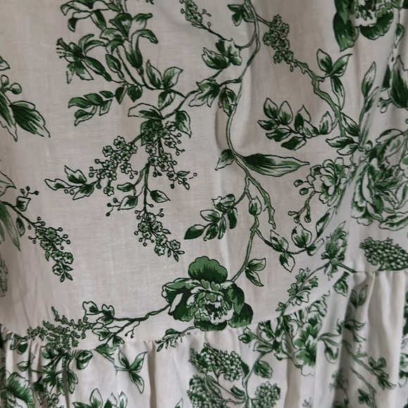 NWOT beautiful Glam Meets Gal Dress - Picture 3 of 3